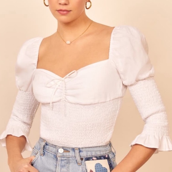 NEW REFORMATION Haven Smocked White Sweetheart Top - Picture 3 of 12